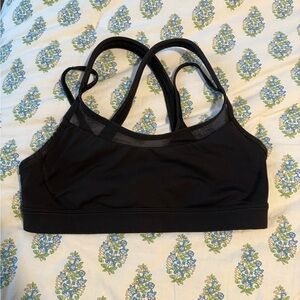 Black sports bra